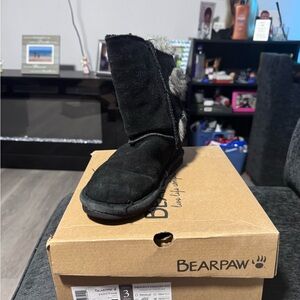BearPaw Black Girls' Faux-Fur Trim Winter Boots